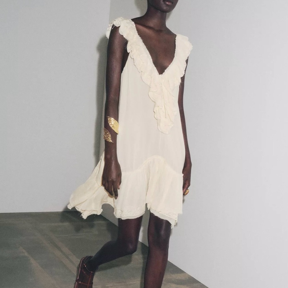 Zara Woman Collection Ruffled Lace Dress in Ecru